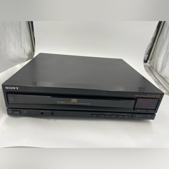 Sony Compact 5-Disc CD Player CDP-C500 Multi Disc Player Tested - Picture 1 of 6